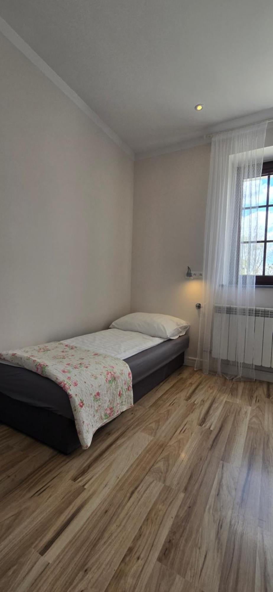 Gosciniec Husarski Farm stay *