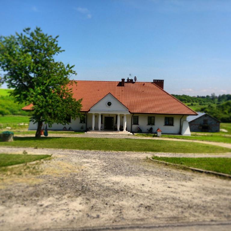 Gosciniec Husarski Farm stay *