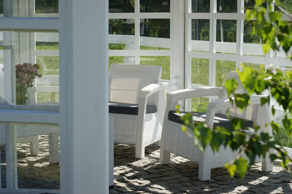 Gosciniec Husarski Farm stay *